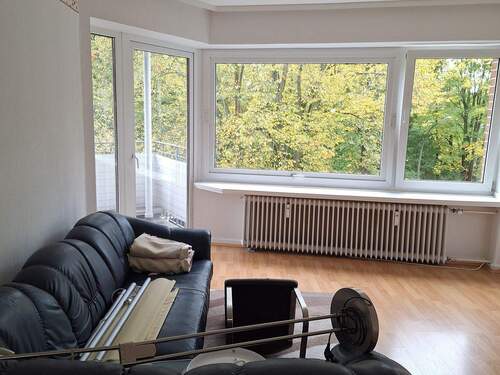 Wohnzimmer - Bitte unsere Fragen beachten! HH-Eilbek, 2 Zimmer Wohnung im 2.OG mit Balkon