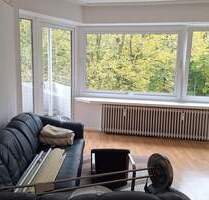 Bitte unsere Fragen beachten! HH-Eilbek, 2 Zimmer Wohnung im 2.OG mit Balkon - Hamburg