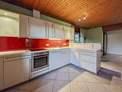 Diele / Küche - 7 Zimmer Einfamilienhaus in Jevenstedt