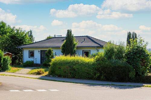 Außenansicht - 7 Zimmer Bungalow zum Kaufen in Engen