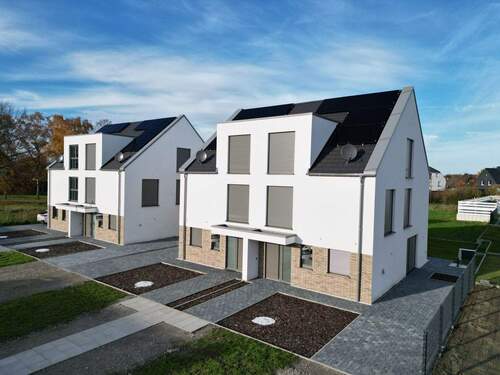 Vorderansicht der Objekte - 4 Zimmer Doppelhaushälfte in Hamm