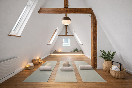 Yoga Studio - virtuell renoviert - 
