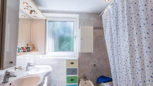 Tageslichtbad 1.OG - 