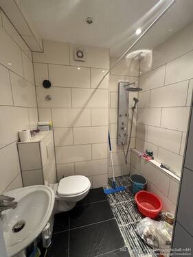 Neues Ebenerdiges Duschbad - 
