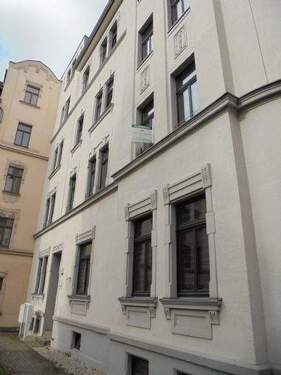 Bild 26 - *Orthstr. - 2-Zimmer Wg mit modernem Laminat, teilmöbliert *