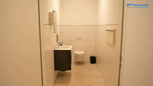 WC - 
