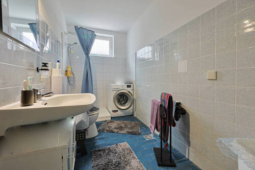 Bad - 2 Zimmer Terrassenwohnung in Erbach