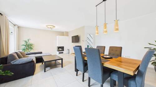 Wohnzimmer - 6 Zimmer Einfamilienhaus in Herzlake