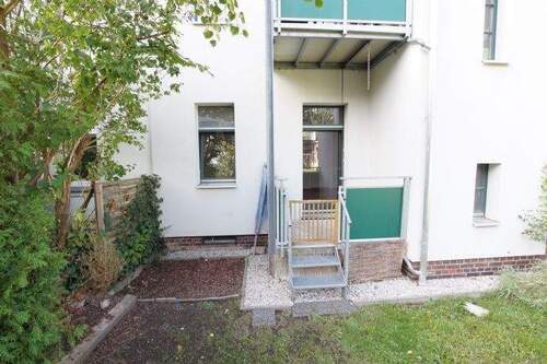 Balkon mit Zugang Hof und Sitzecke - 3 Zimmer Etagenwohnung in Chemnitz
