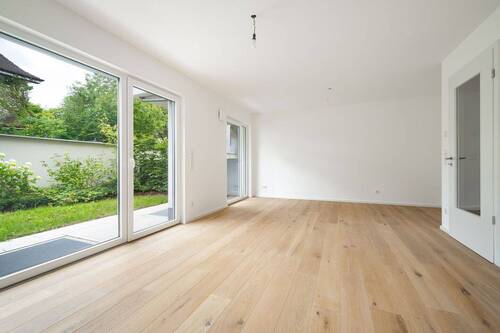 lichtdurchfluteter Wohnbereich - 