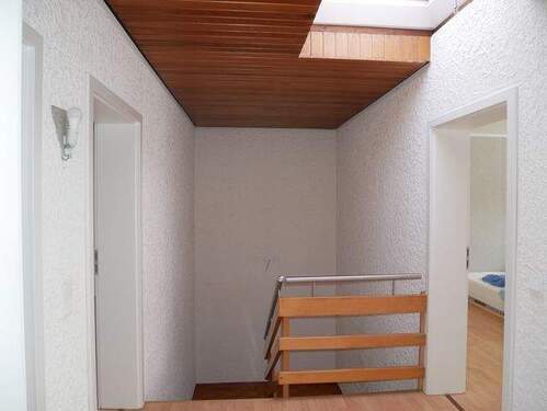 Flur mit Lichtkuppel - 