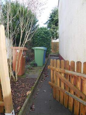 Seiteneingang Grundstück - 