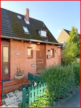 Hausansicht aus Nordost - 