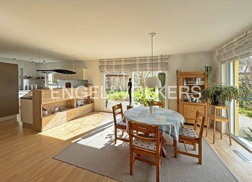 Essbereich mit Zutritt auf die Terrasse - Einfamilienhaus mit 145,00 m&sup2; in Bad Nauheim zum Kaufen