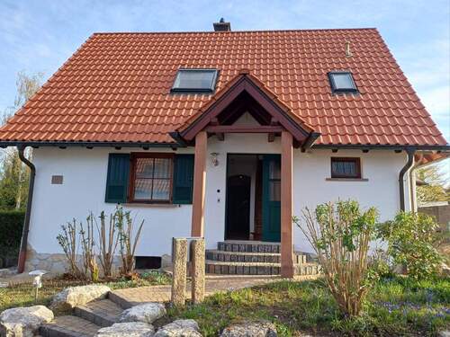 Ansicht - Eingang - Mehrfamilienhaus, Wohnhaus mit 180,00 m&sup2; in Sankt Ingbert zum Kaufen