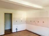 EG-Küche - 6 Zimmer Einfamilienhaus in Stößen