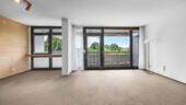 Raum - renoviert - 1 Zimmer Etagenwohnung in München