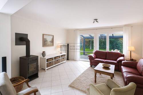 Mit der Familie vor dem Kamin entspannen - 5 Zimmer Mehrfamilienhaus, Wohnhaus in Blankenfelde-Mahlow