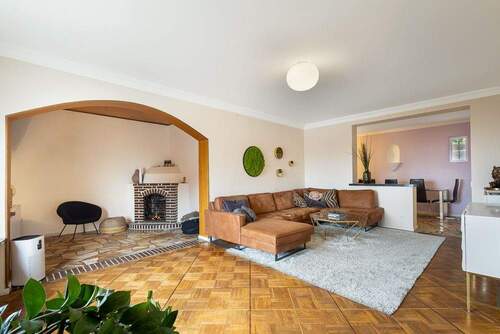 1. OG Wohnzimmer - 8 Zimmer Einfamilienhaus in Schmitten im Taunus