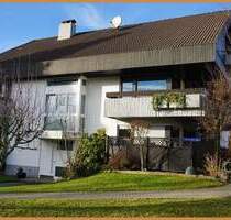 Grünes Wohnglück in Bestlage: 2-Zimmer-Wohnung mit traumhafter Gartenterrasse und Garage-bezugsfrei! - Zell am Harmersbach