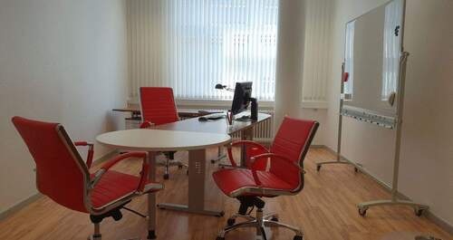 Büroraum 6 - Helle, zentrale Büros in Neuss - flexibel, möbliert, WLAN