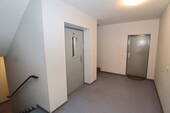 Hausflur & Aufzug - 