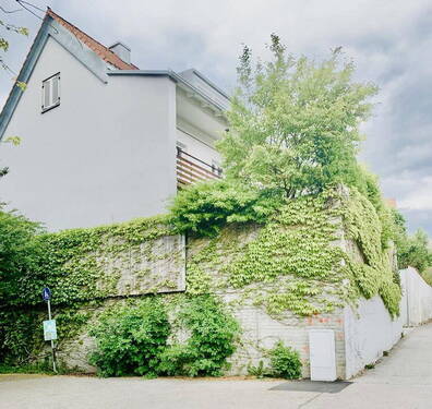 Erhöhte Lage - nicht einsehbar - 9 Zimmer Einfamilienhaus zum Kaufen in Freising