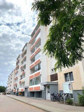 Außenansicht - 3 Zimmer Etagenwohnung zur Miete in Waren (Müritz)