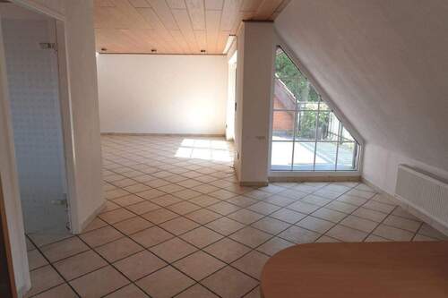 Wohn-/Esszimmer - Etagenwohnung mit 90,00 m&sup2; in Lingen (Ems) zur Miete