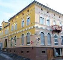 Kaufpreisreduzierung !!! Besondere Immobilie mit viel Wohnraum und außerordentlichem Potential ! - Tann