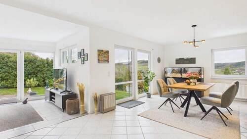 Wohn- Essbereich - 5 Zimmer Einfamilienhaus in Nittel