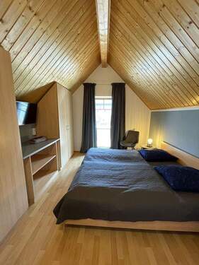 1. Schlafzimmer - 