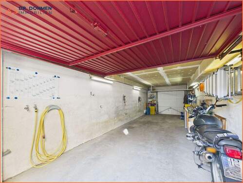 Garage - 
