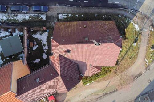Luftbild Dach und Grundstück - 