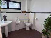 WC-Anlage im EG - Mehrfamilienhaus, Wohnhaus mit 66,20 m&sup2; in Breisach am Rhein zum Kaufen