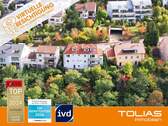 Titelbild - Wohnen mit Weitblick: Großes Einfamilienhaus mit Garten & Garage in Gerlingen