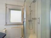 OG: Tageslicht-Badezimmer 2 - 