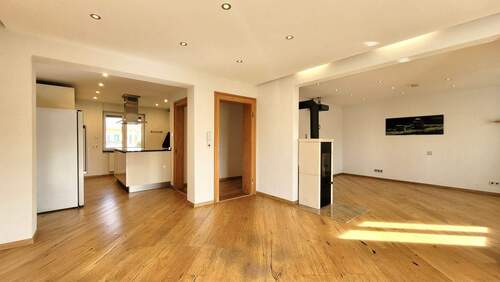 GS31_EG_Überblick.jpg - Sonnige Doppelhaushälfte mit viel Potenzial in guter Wohnlage