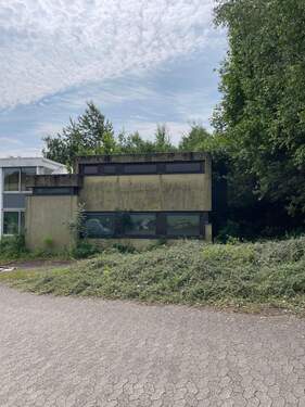 zweites Gebäude (optional) - Halle in Sulzbach/Saar