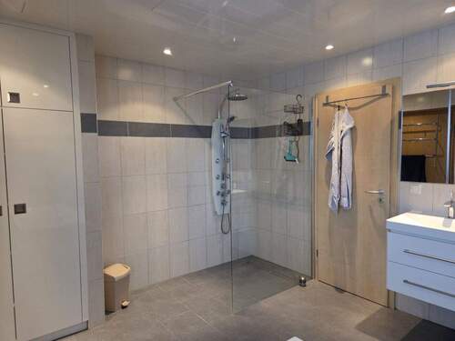 Badezimmer EG - 