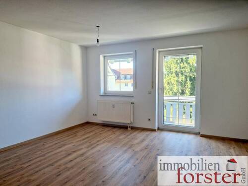 Wohnbereich - 2 Zimmer Etagenwohnung zur Miete in Peißenberg