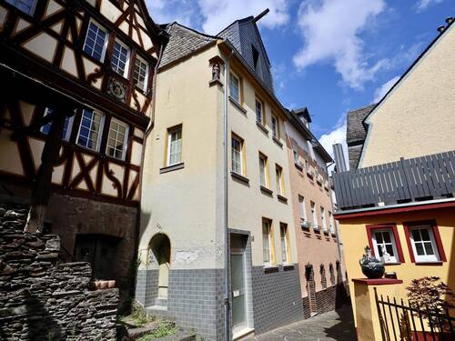 Außenansicht - 3 Zimmer Einfamilienhaus zum Kaufen in Cochem