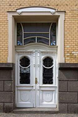 Eingangstür_klein.jpg - 3 Zimmer Etagenwohnung zur Miete in Leipzig