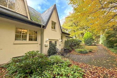 Grün eingebettet - 4 Zimmer Etagenwohnung zum Kaufen in Hamburg