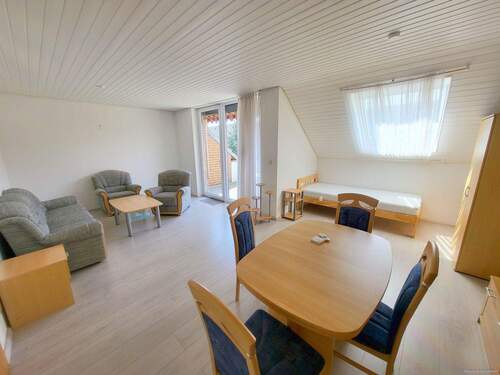 Wohn- Ess und Schlafbereich - 1 Zimmer Etagenwohnung zum Kaufen in Gifhorn