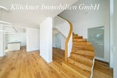Treppe für OG - Einfamilienhaus mit 300,00 m&sup2; in Saarbrücken zum Kaufen