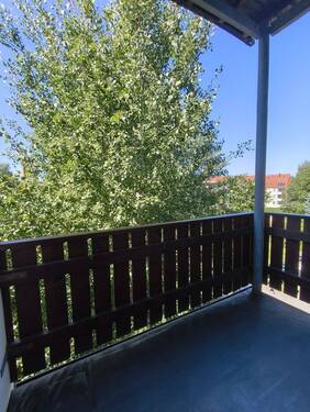 Balkon hofseitig - 3 Zimmer Etagenwohnung zur Miete in Görlitz