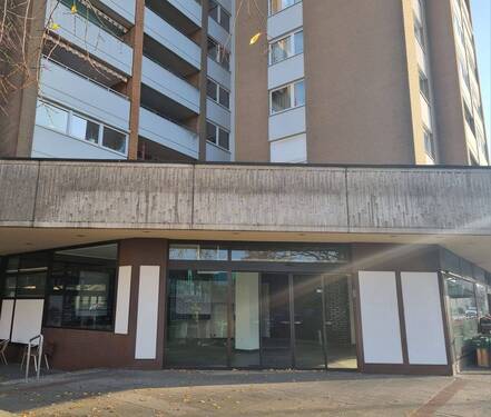 Frontalansicht - Gewerbeobjekt (Büro, Produktion, Verkauf) in Hannover