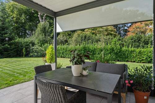 Überdachte Terrasse ... - 