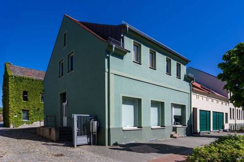 Wohn- und Geschäftshaus - 1 Zimmer Einfamilienhaus in Werder (Havel)